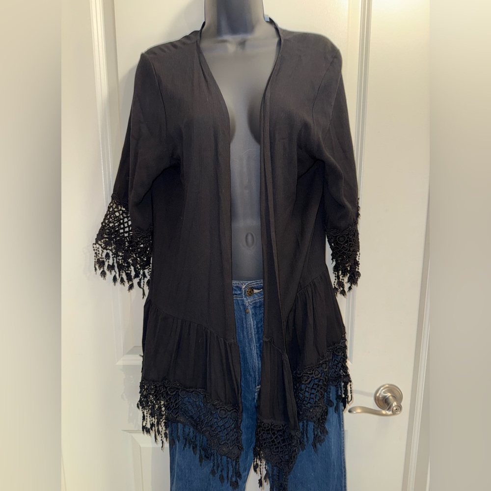 Lady’s World Black Crochet Trim Cardigan Women’s Lightweight Sweater EUC S/M